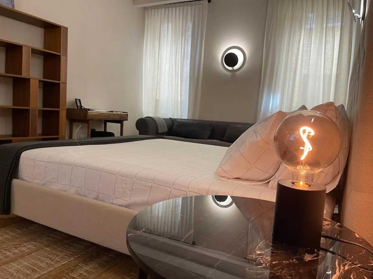 Bed & Breakfast B&B Castello 25 Desenzano del Garda Italy