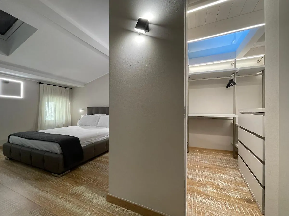 B&B Castello 25 Desenzano del Garda 0*,